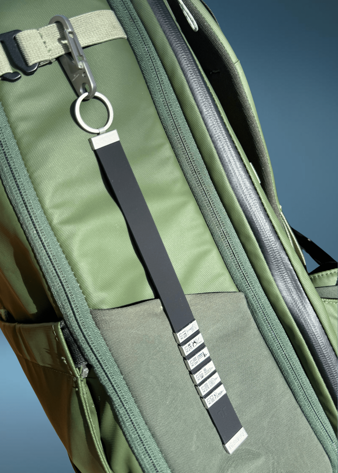 THERSIPO Medal Keychain - Thersipo - Marathon Runners - Perfect Gift For Marathon Runner